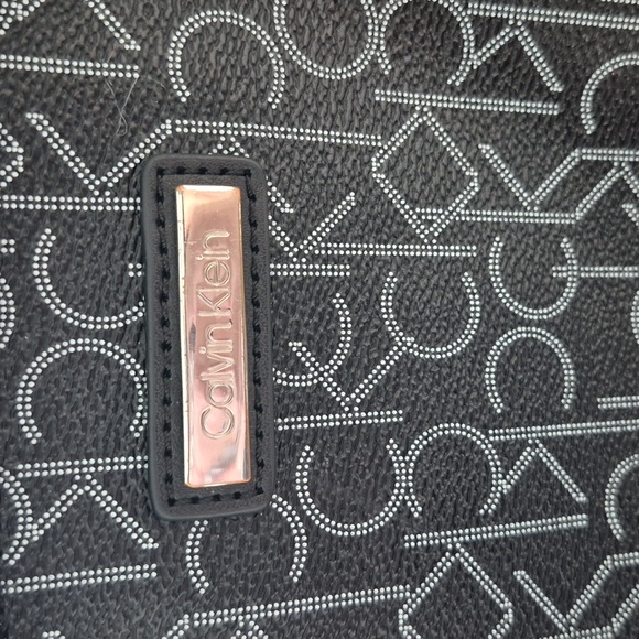 Calvin Klein Monogram Black Crossbody Bag - Picture 4 of 14